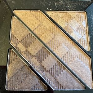 Burberry complete eye palette 00 Smokey brown